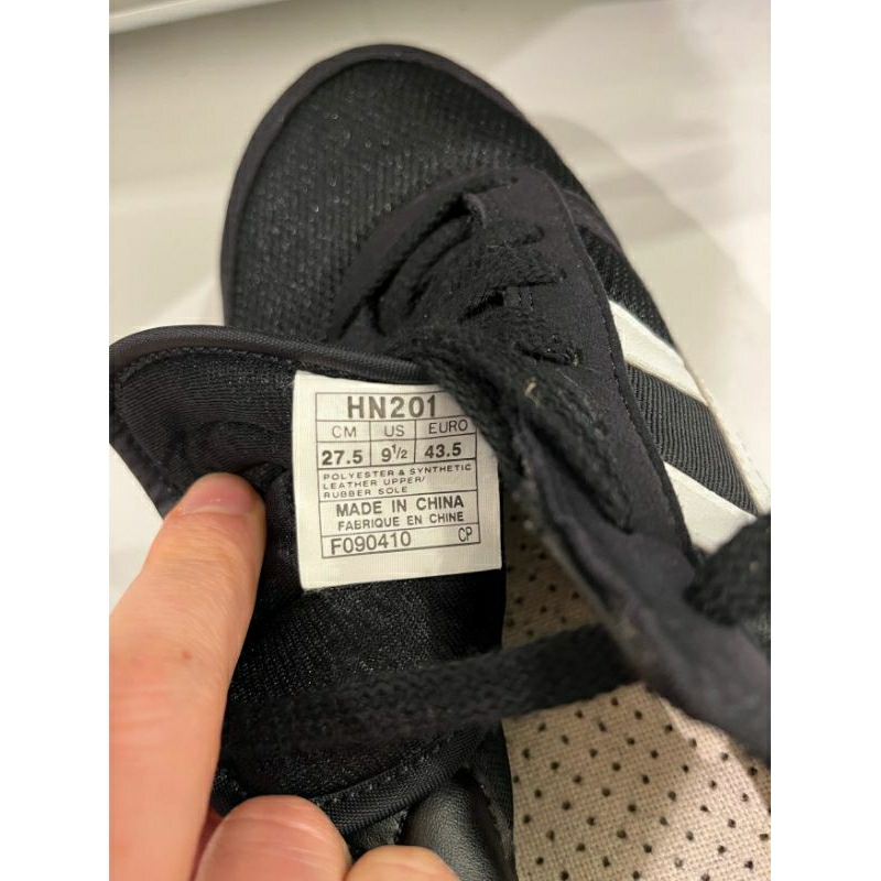 sepatu onitsuka tiger ultimate 81