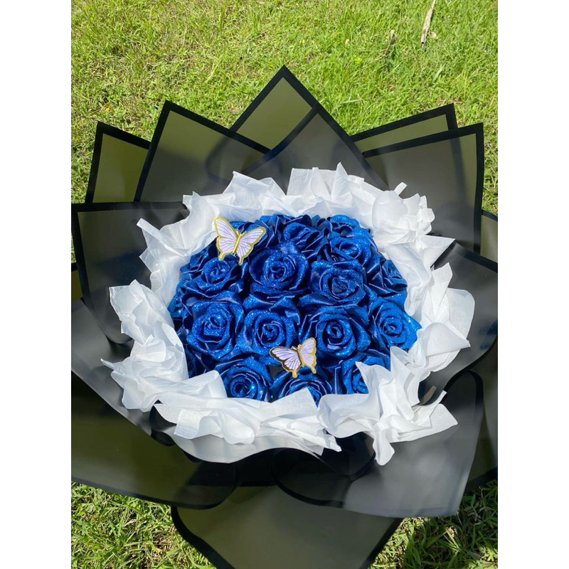 Buket Mawar Satin Biru Elegan