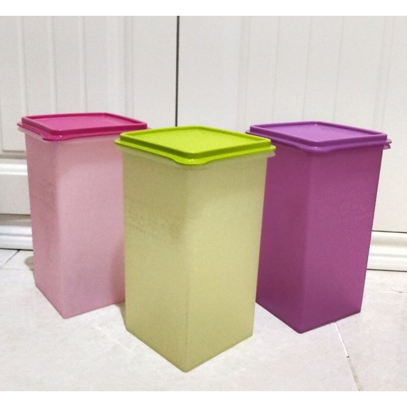 Mosaic Sweet Saver Tupperware (1)