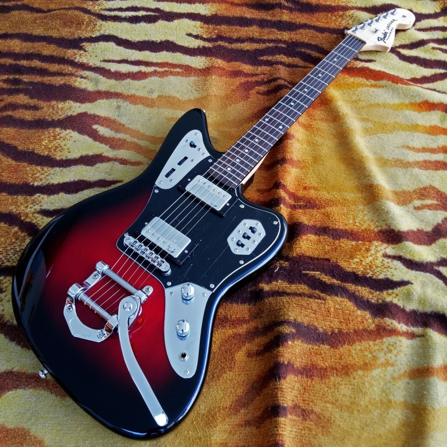 Gitar Elektrik Custom Fender Jaguar Special HH Bigsby
