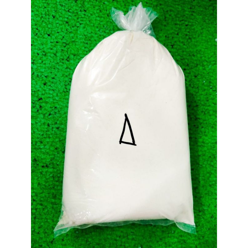 

TERIGU SEGITIGA CURAH 1KG