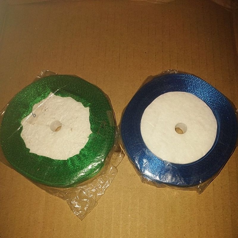 

PITA KAIN PANJANG WARNA HIJAU DAN BIRU