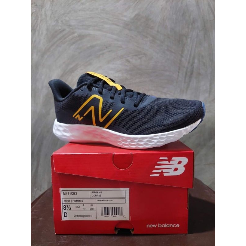 sepatu running size 42