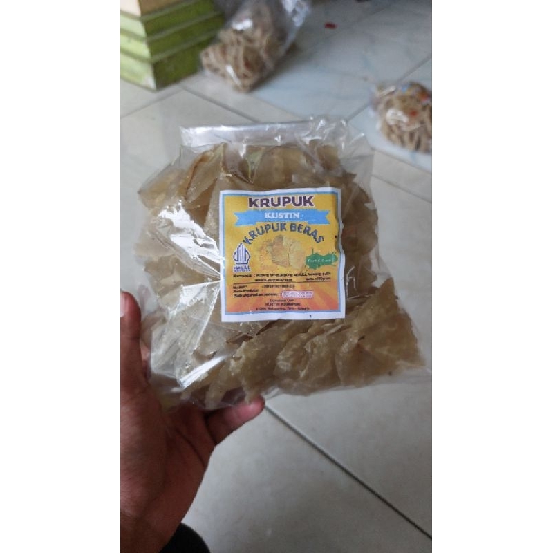

Kerupuk beras mentah 500 gr gurih khas sidoarjo