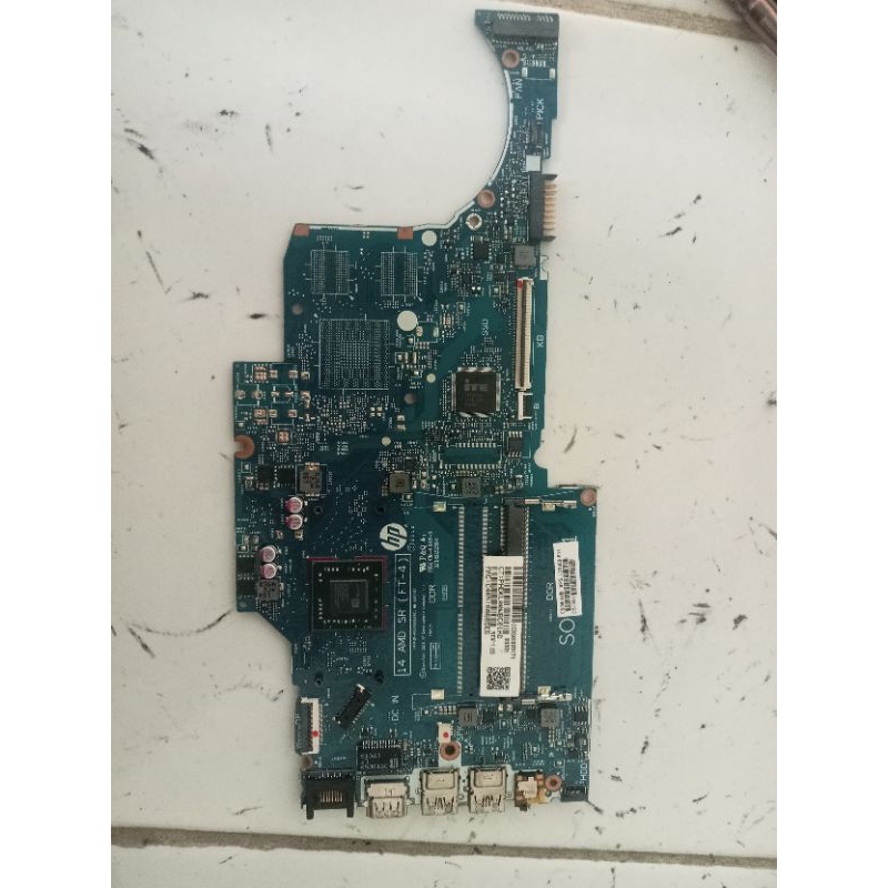 mobo main board HP LAPTOP 14 CM0071AU