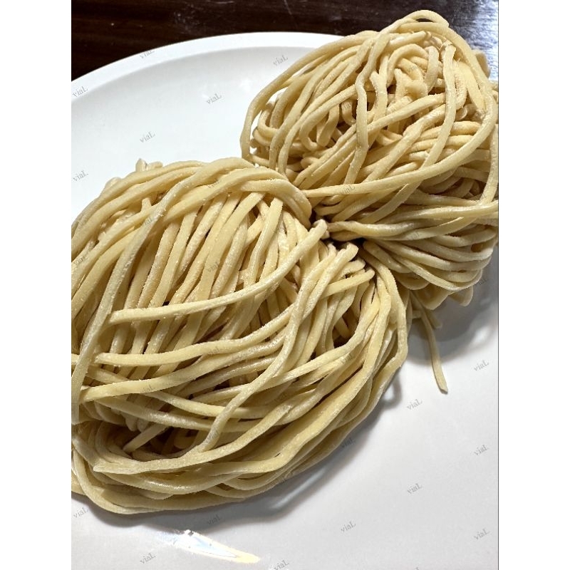 

mie mentah telur bebek