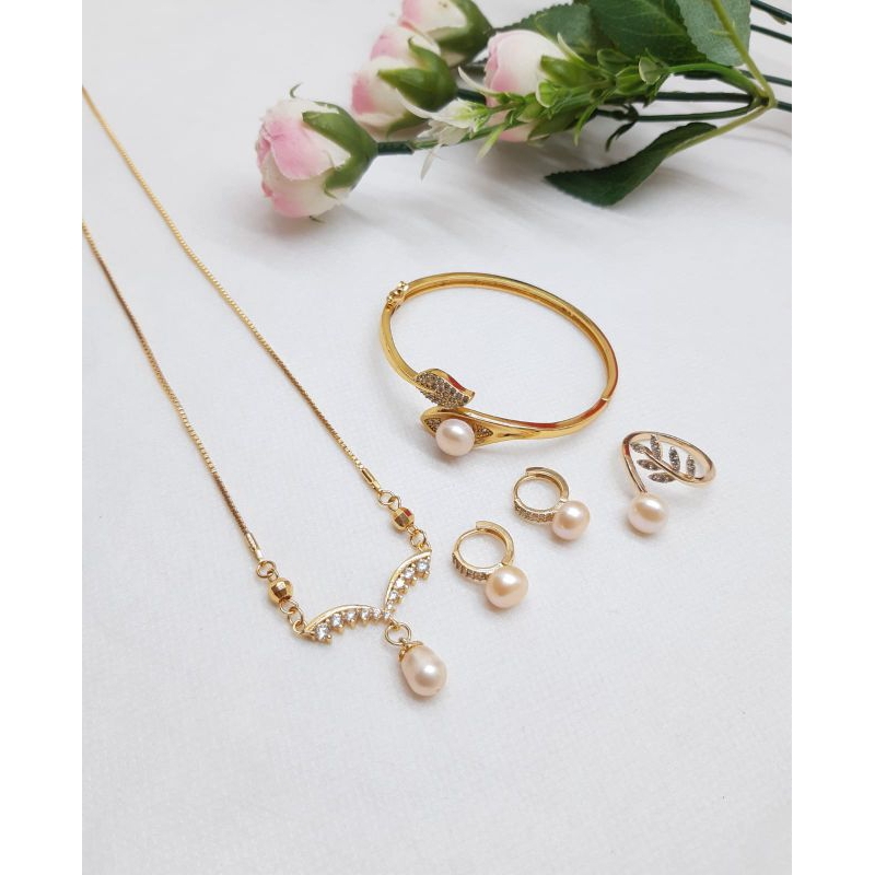 SET MUTIARA LOMBOK ALAMI AIR TAWAR LOMBOK KALUNG ANTING CINCIN GELANG MUTIARA PERHIASAN PESTA MURAH 