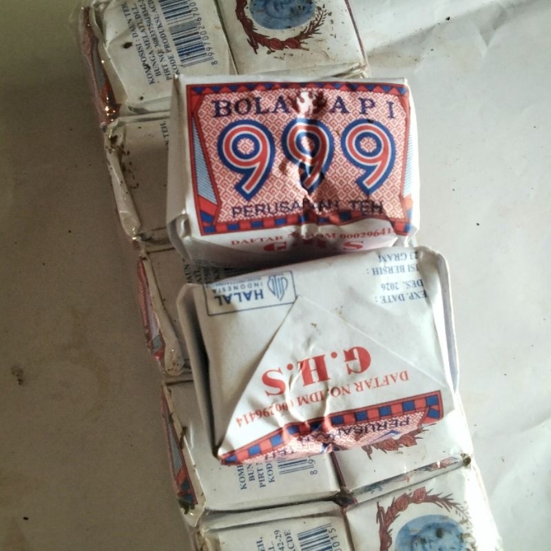 Teh 999 berat 23gr(kecil) 1 pack isi 10