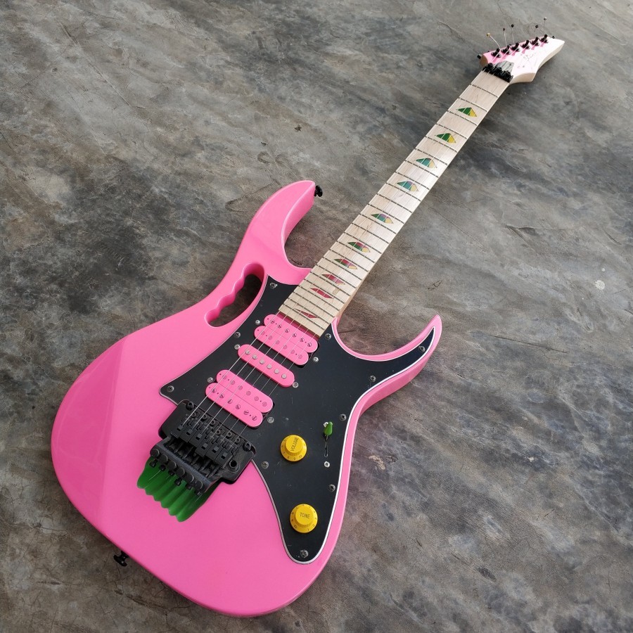 Gitar Elektrik Ibanez JEM77P Pink Custom Models