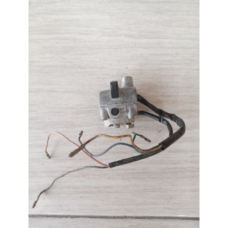 holder kiri yamaha v80