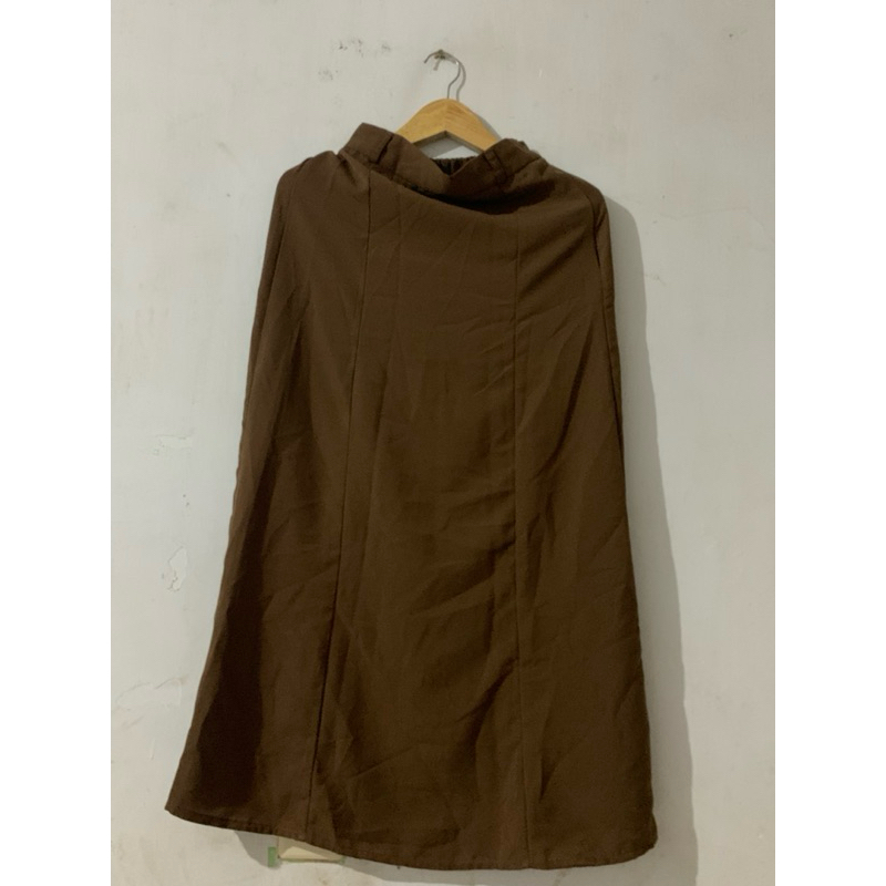 rok coklat muda