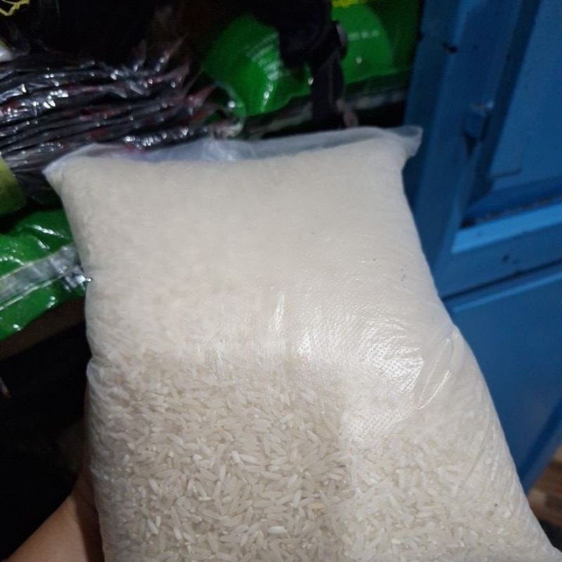 

beras murah 5 kilo. sipp pulen enak, bersih murah