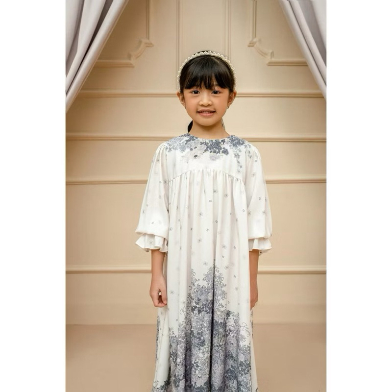 pl maala dress girl - wearing klamby