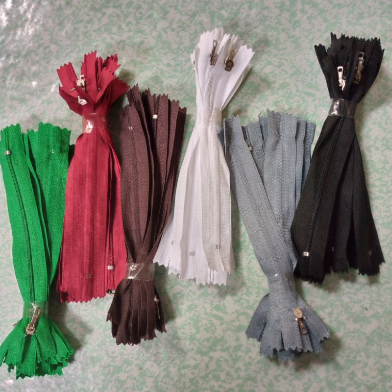 1 pcs Resleting untuk celana dan celana Levis