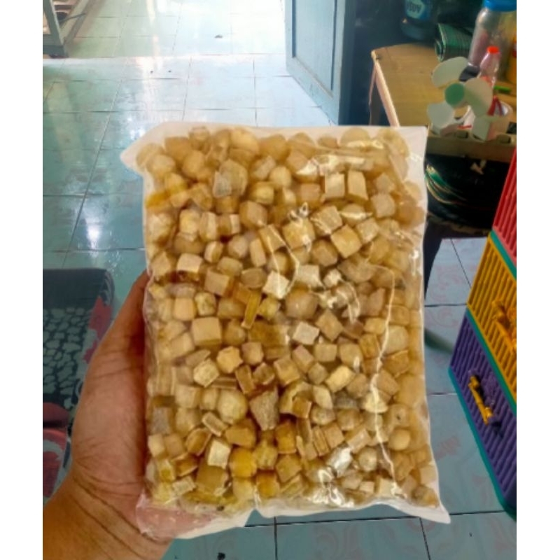 

Rambak kerupuk kulit sapi 500g mentah mudah di goreng dorokdok. rambak kulit sapi kotak mini mudah di goreng murah premium
