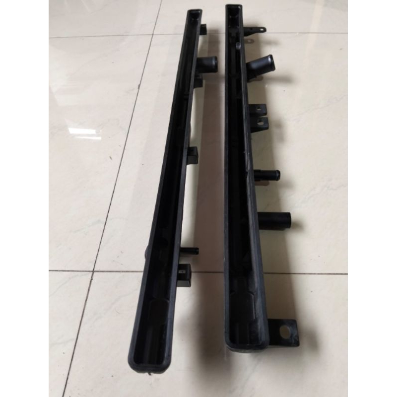 Upper  / Lower Tank ( Plastik Kepala / Tutup Radiator) Honda Mobilio/ BRV Original 1 set atas bawah 