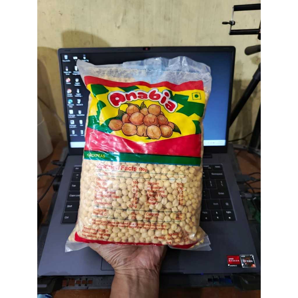 

Kacang Arab Chickpeas 1kg abudass Roasted (Matang) enak garing kacang india