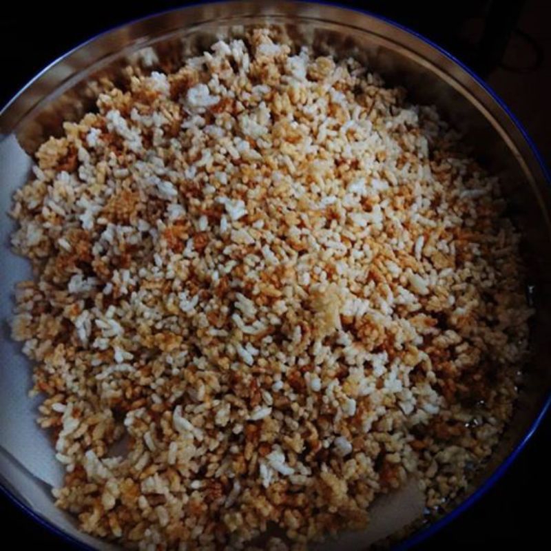 

Cengkaruk Nasi kering Mentah 1 kg Bahan Cemilan Snack Makanan Ringan / Nasi Aking Untuk pakan Ternak