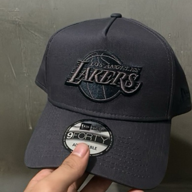 Topi New Era lakers
