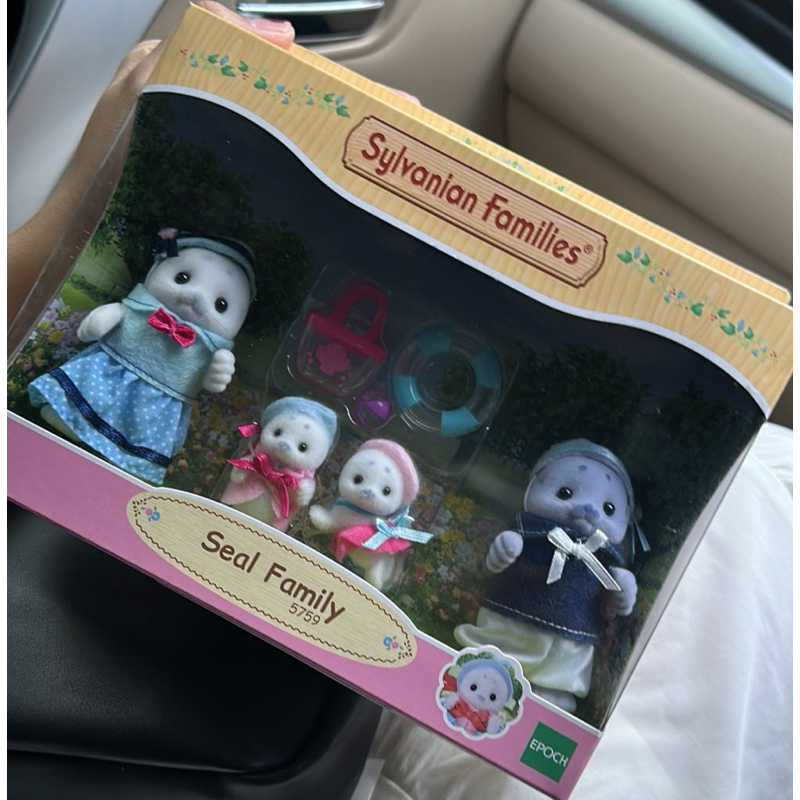 Sylvanian Families Seal Family