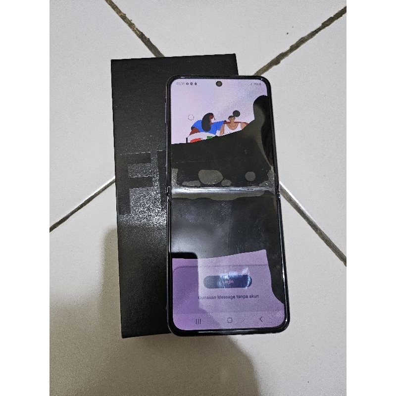 Samsung z flip 4 minus