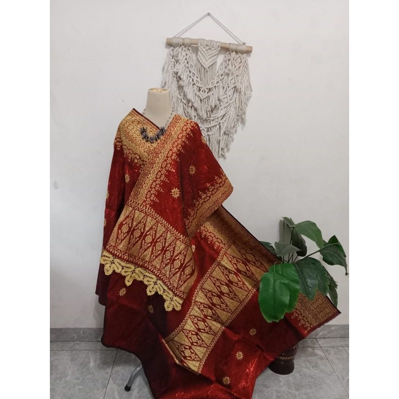 Songket Silungkang selendang gadang warna marun, songket padang