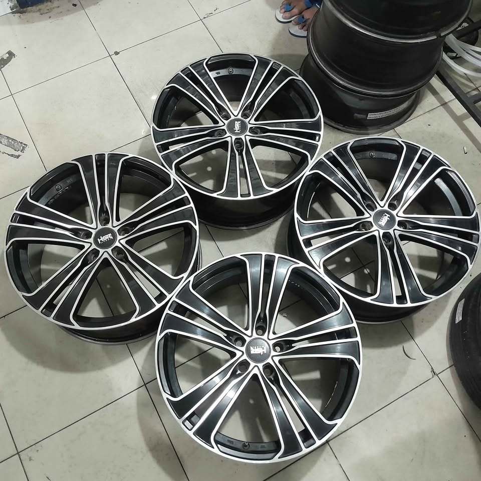 Velg Seken ZINIIK HSR Ring 20 H5X114.3