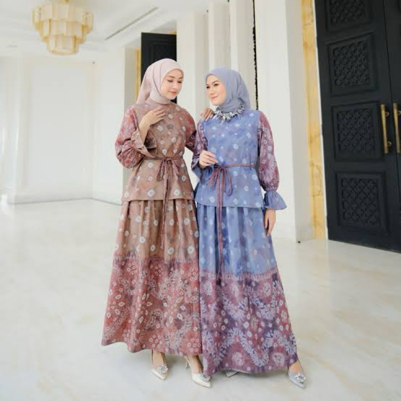 set batik palembang etnira indonesia