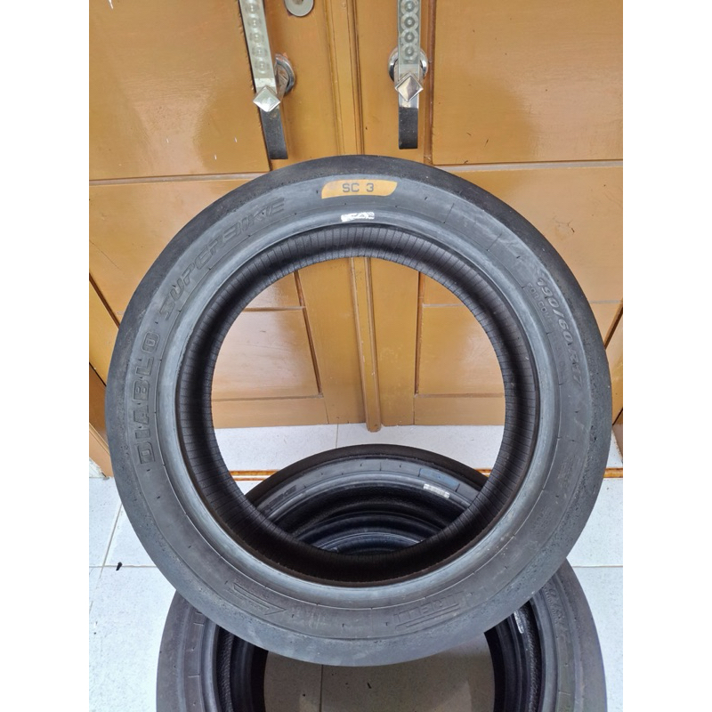 Ban Pirelli Diablo Rosso Superbike SC 3 190
