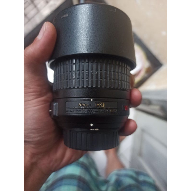 Lensa Tele Nikon 55-200