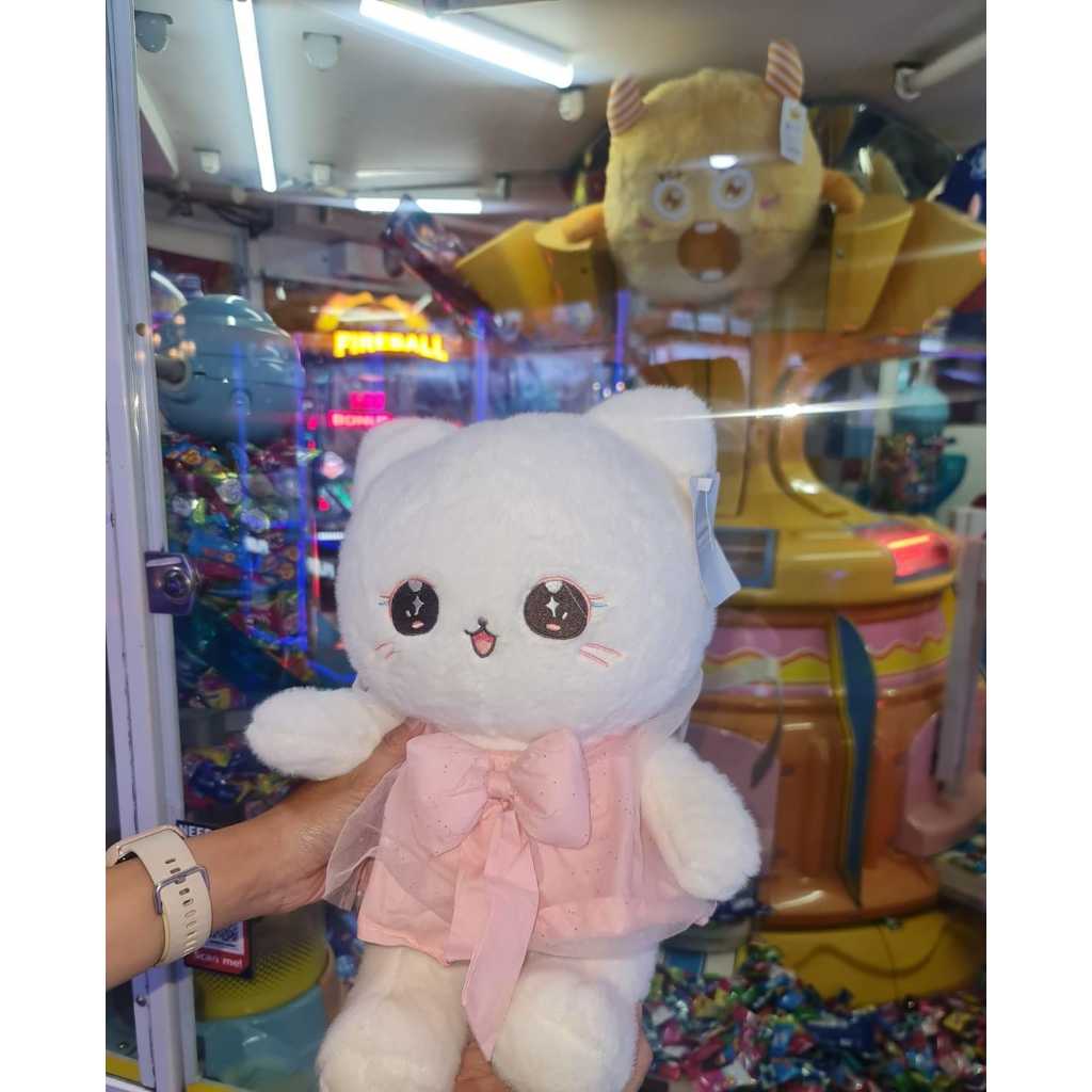 Boneka Kucing Besar