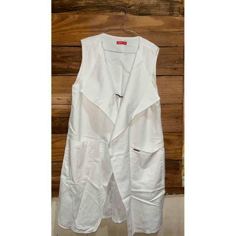 PRELOVED OUTER GRAPHIS