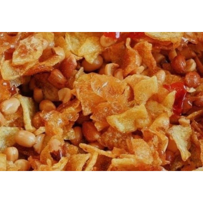 

keripik kentang kacang balado