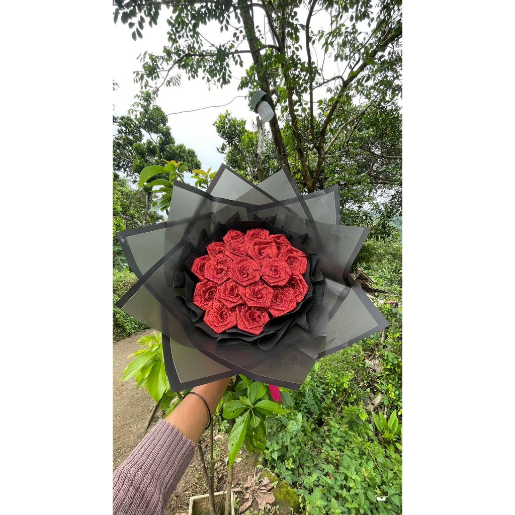 

BUKET BUNGA PITA SATIN GLITER TERMURAH , mahkota dan tulisan