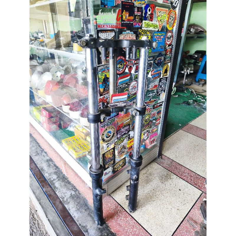 shockbreaker shock depan thunder original