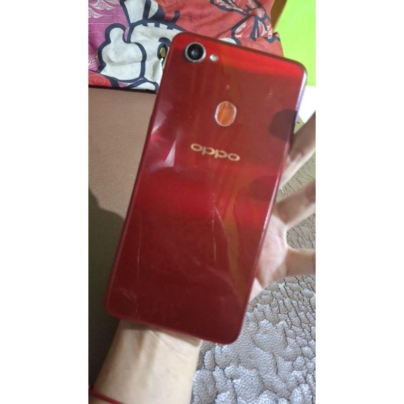 hp second oppo f7