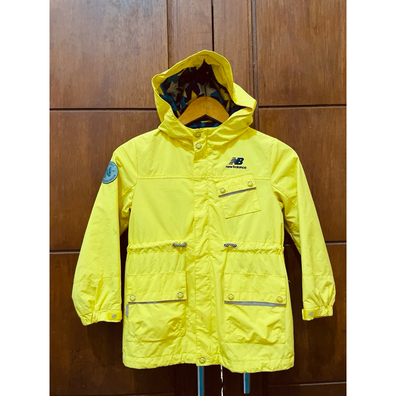 Jaket outdoor NB 7 - 8 thn