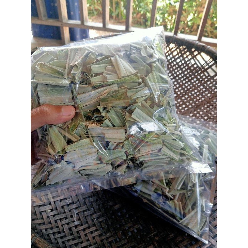 

100 gram Daun pandan kering siap di gunakan rempah herbal alami