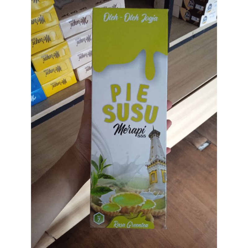 

PIE SUSU MERAPI 555 GREENTEA