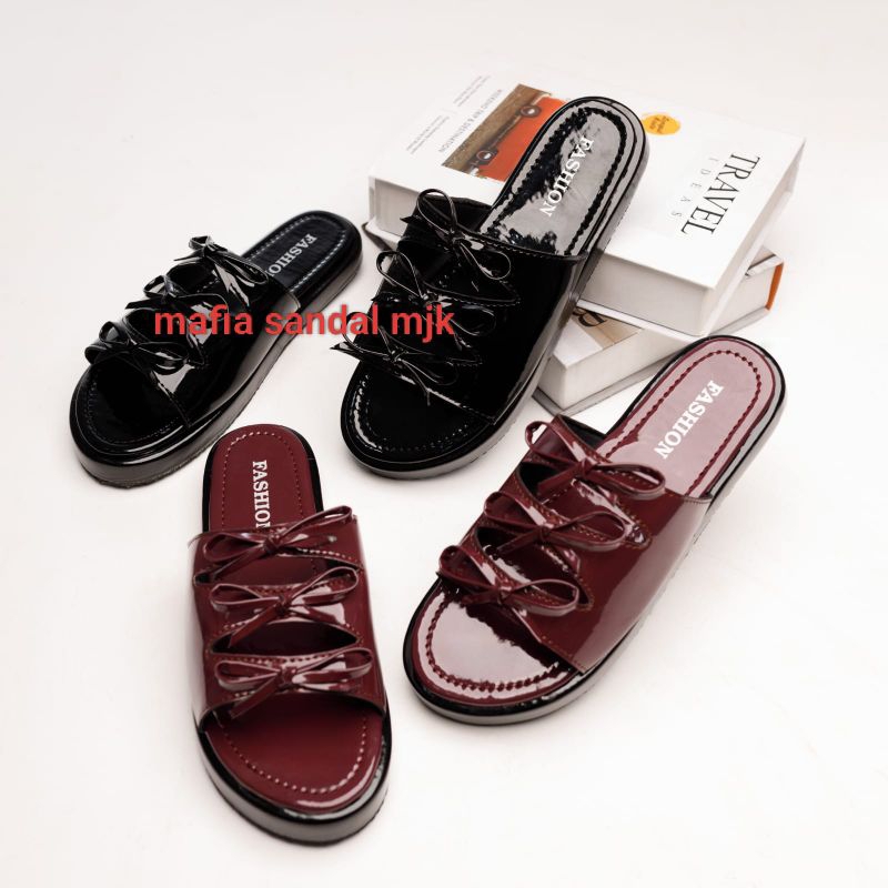 Sendal Wanita Korean style Empuk Kekinian 2025 Sandal Platform Wanita Slip Slip On Casual Terbaru Se