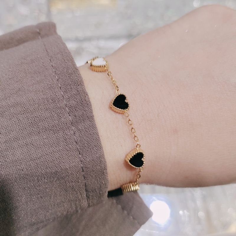 Gelang Titanium Rantai Hati Bolak Balik Hitam Putih Remaja Dewasa