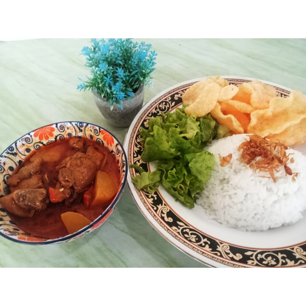 

Nasi Kari Ayam Bakmi Mie Kare Bakmie Homemade Tangsel Jaksel BSD Pamulang Depok Cinere Ciputat