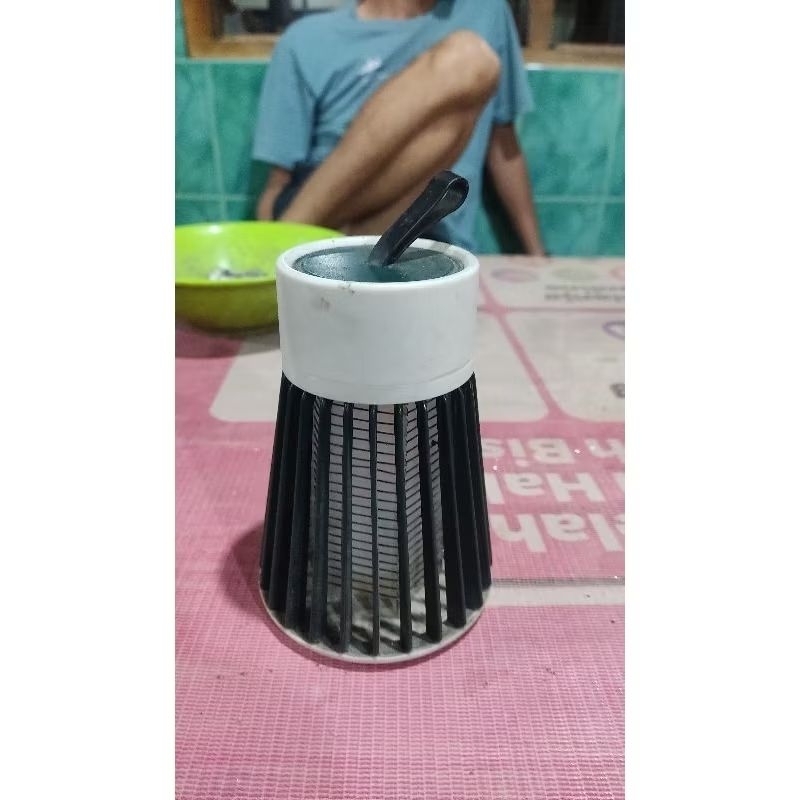 Perangkap Nyamuk Elektrik