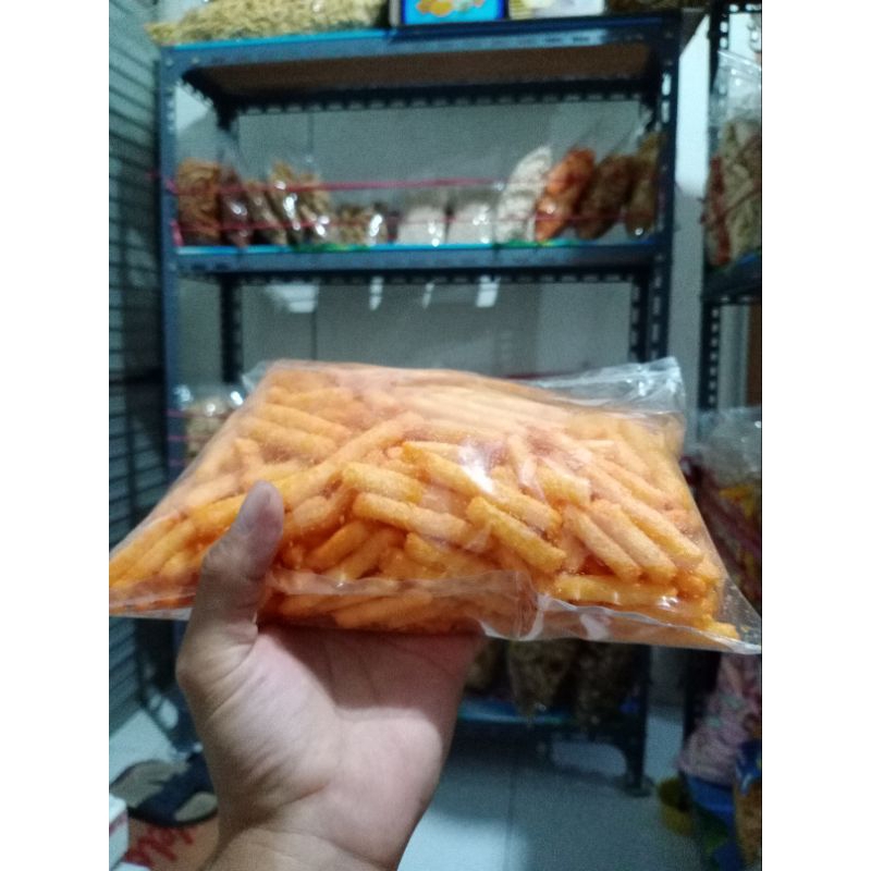 

Camilan Chiki Stik Jagung Balado 200 Gram Cemilan Jajanan