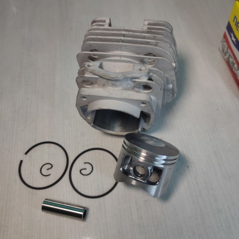 Cylinder Blok Set Gergaji mesin Chainsaw 5800 MAESTRO