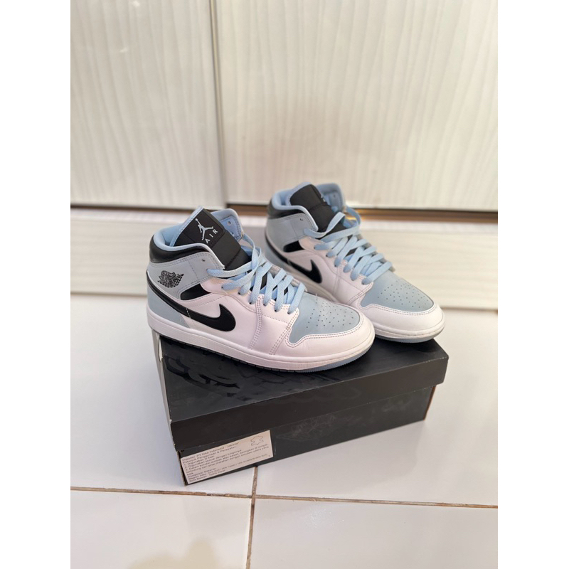 SECOND NIKE AIR JORDAN 1 MID ICE BLUE
