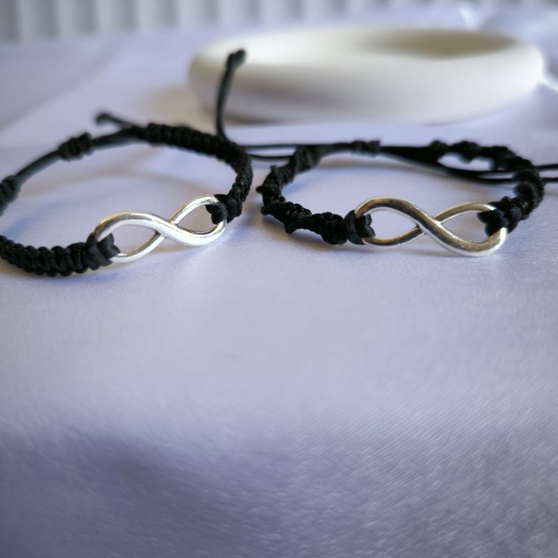 CRAFTINGZA Gelang Simbol Infinity Couple tali anyam hitam Charm Besi | Gelang couple |  Gelang tali 
