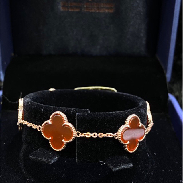 Gelang Rantai Vancleef Emas 75%