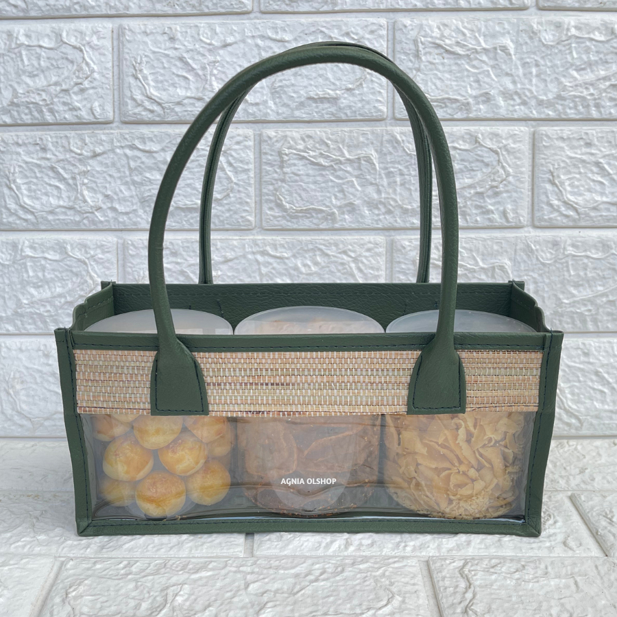 

Tas Mika Parcel Mendong (Hijau Army) Untuk Isi 3 Toples Silinder Keranjang Hampers Mika