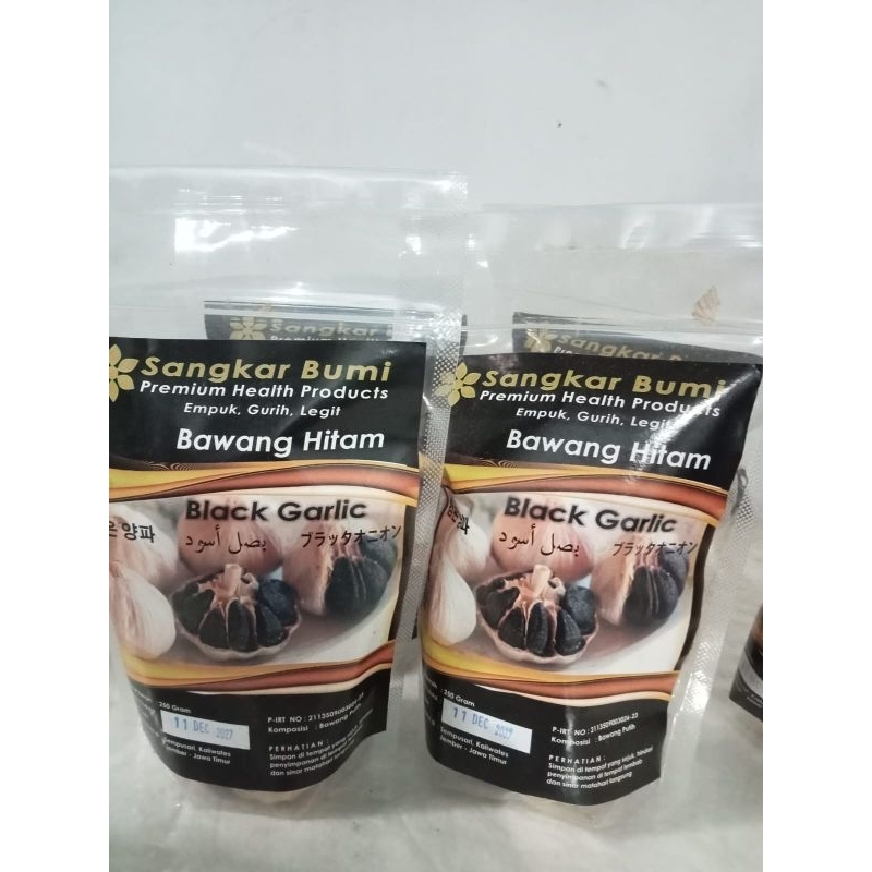 

Black Garlic PREMIUM / Bawang Hitam PREMIUM Sangkar Bumi 250g